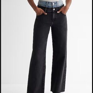 Super High Waisted Double
Waistband Black Wide Leg Jeans